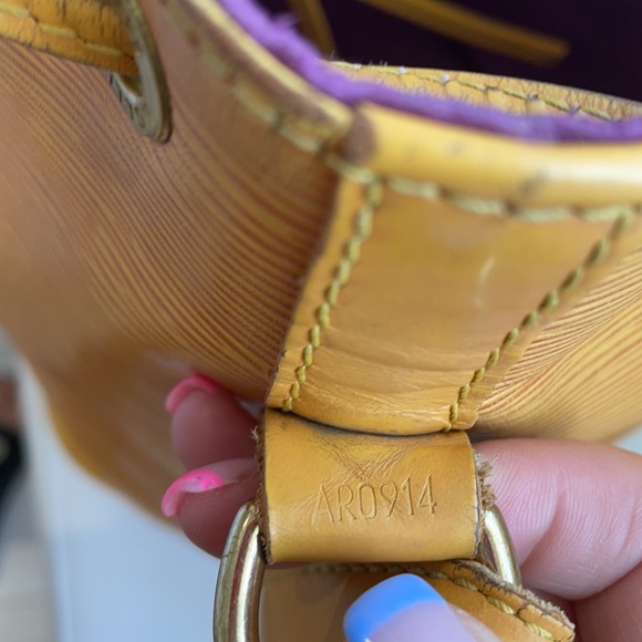 LV NOE BUCKET BAG - Picture 6 of 6